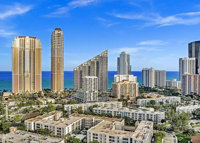 One Bedroom Steps Away From The Beach!