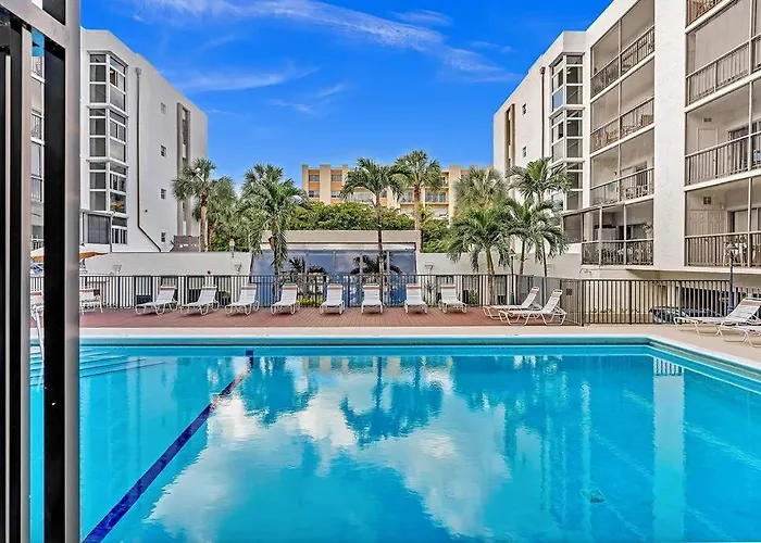 One Bedroom Steps Away From The Beach!